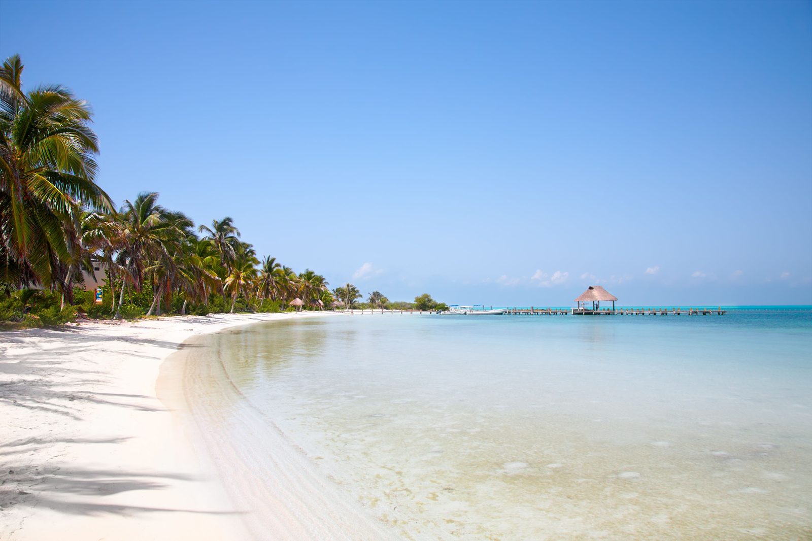 White sand beach on Isla Contoy