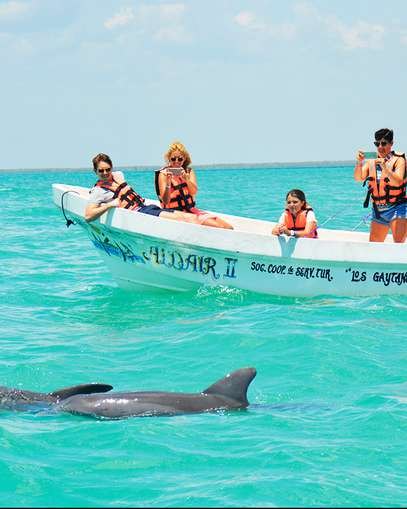 Boat ride with dolphins at Sian Ka'an