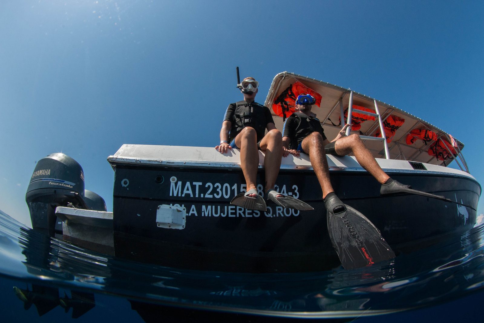 Snorkelers ready to get in the water